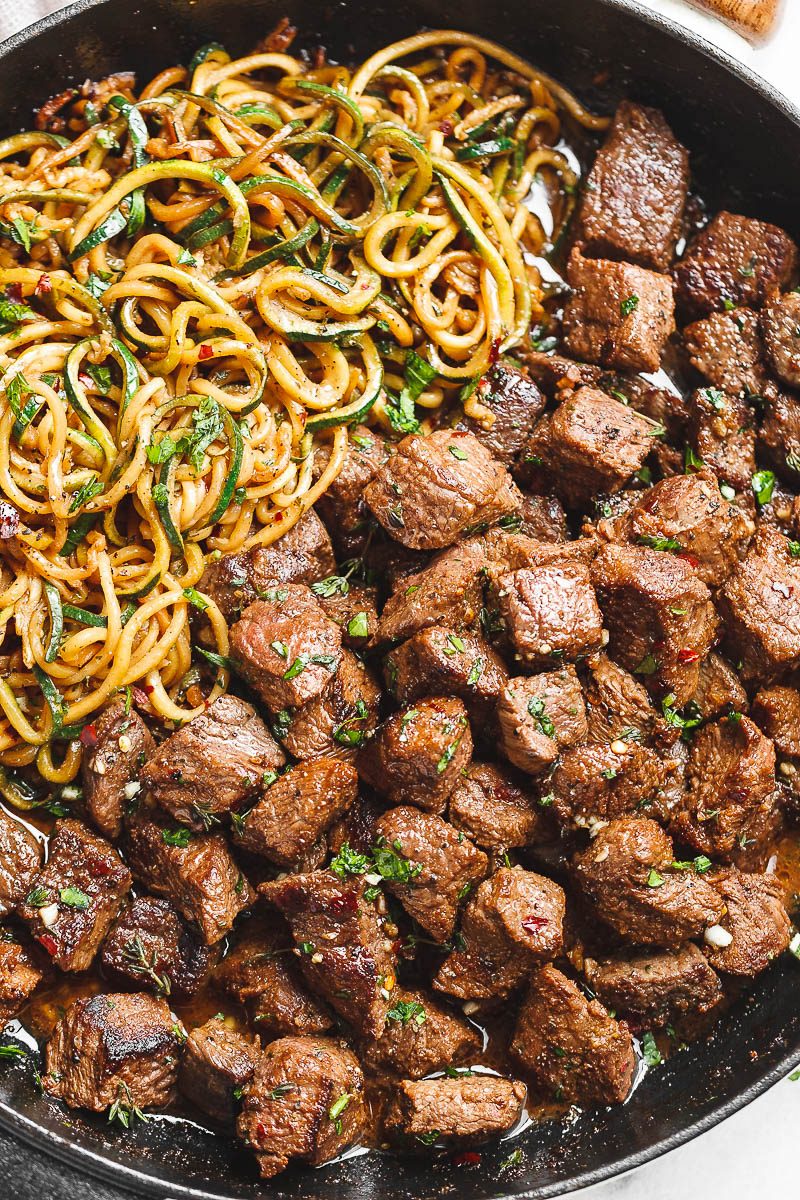Garlic butter Steak Bites with Lemon Zucchini Noodles -  #eatwell101#recipe So much flavor and so easy dinner to throw together! #Garlic #butter #Steak,  #bite #recipe.