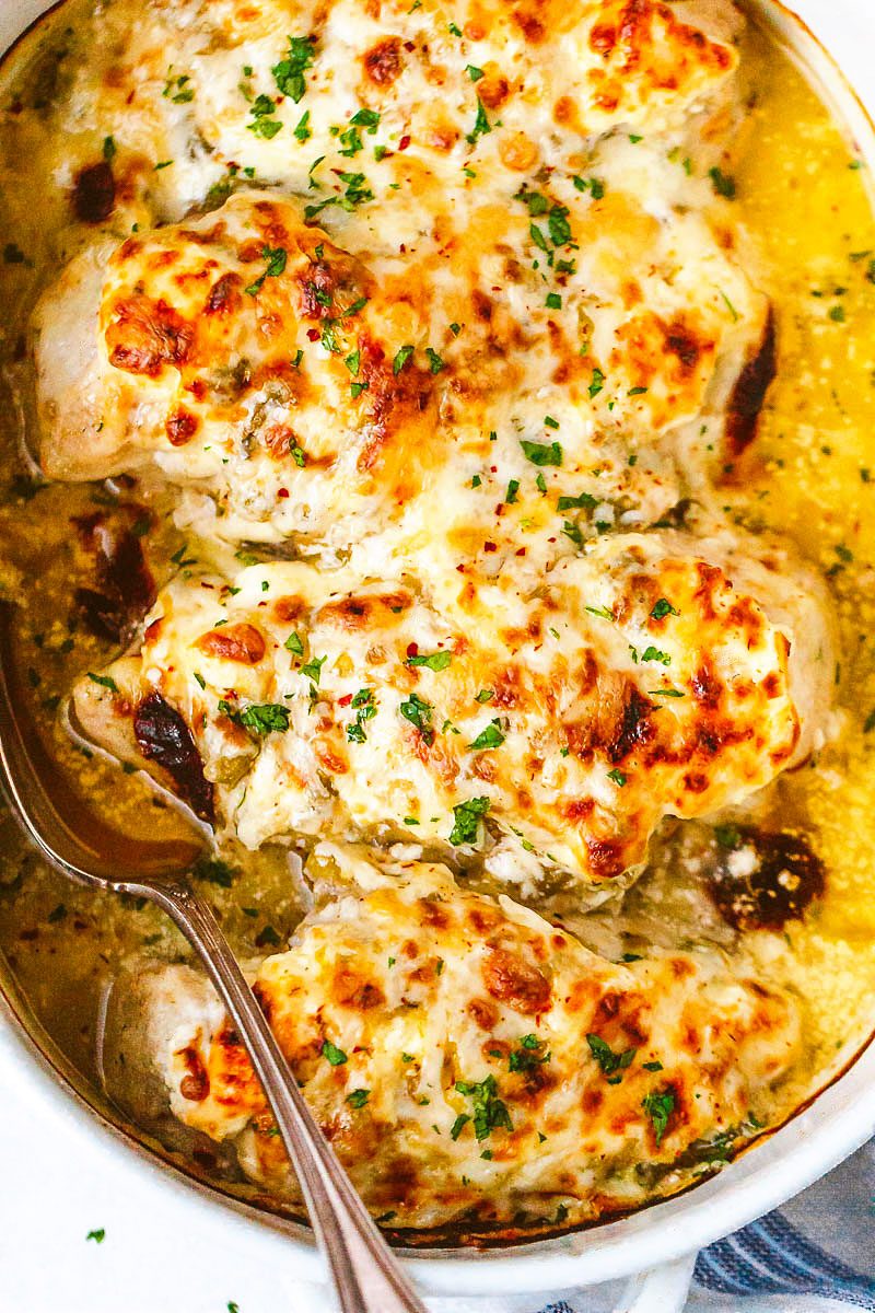Salsa Verde Chicken Casserole with Cream Cheese and Mozzarella - #eatwell101 #recipe  Loaded with flavor and so comforting, it’s seriously good chicken! 
#SalsaVerde #Chicken #Casserole  #CreamCheese #Mozzarella  #keto friendly, #glutenfree, #lowcarb