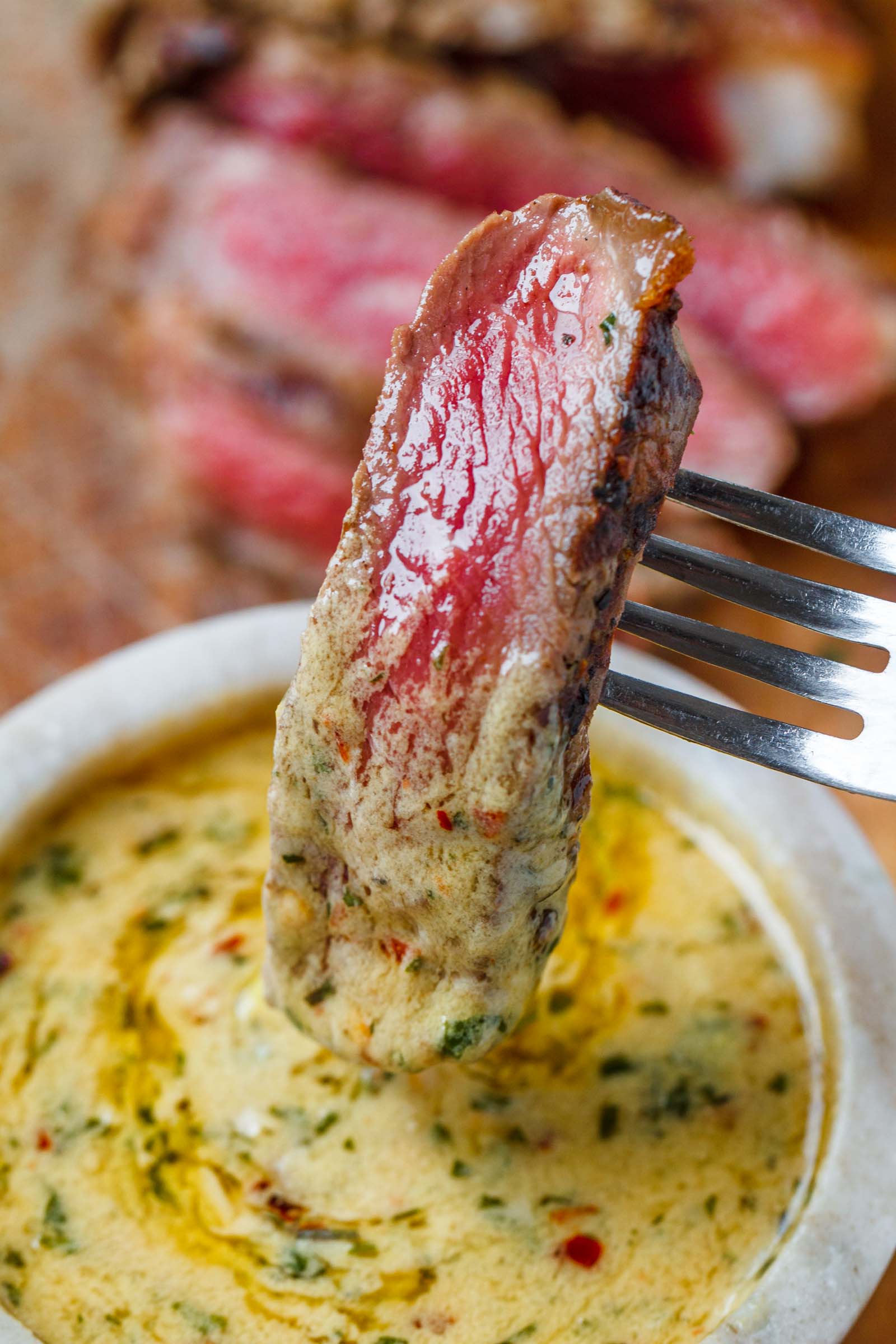 Cowboy Butter Dipping Sauce Recipe - #eatwell101,#recipe This #garlic #butter #dipping sauce is the bomb! 