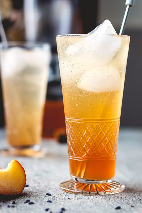 Peach Lavender Shrub Cocktail - #recipe by #eatwell101 - https://003.wrwe1r1zs3czx3c.workers.dev/peach-lavender-shrub-cocktail-recipe