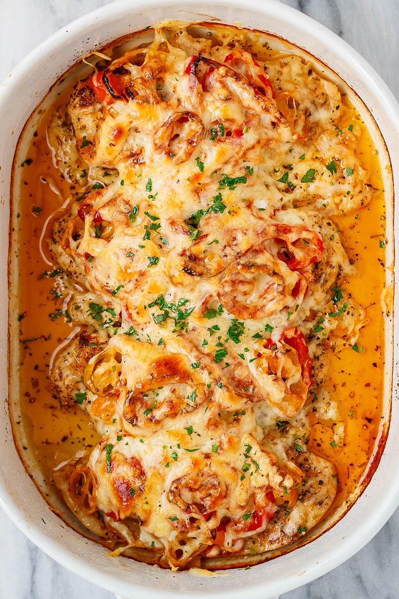 Baked Chicken Casserole with Pickled Chili, Mozzarella & Pepper Jack -  #eatwell101 #recipe #keto #lowcarb - This crazy delicious baked chicken casserole is so quick and easy to make. Baked Chicken casserole, chicken casserole #dinner