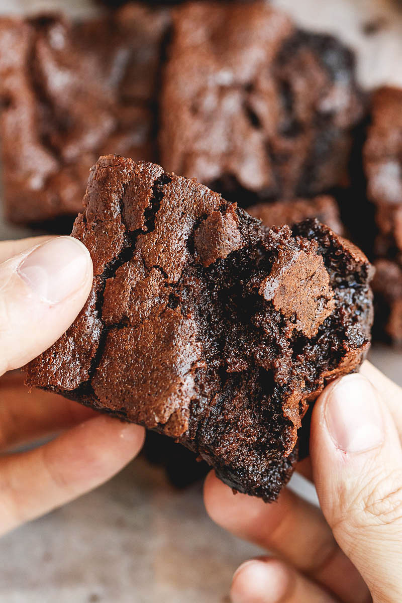 Easy Keto Brownies Recipe! #eatwell101,#recipe #Keto #brownies #recipe, keto brownies almond flour, keto #brownies #low-carb, keto #brownies dark #chocolate, keto brownies cream cheese, keto brownies best, keto brownies fudgy, keto brownies stevia, keto brownies flourless, #low-carb #brownies