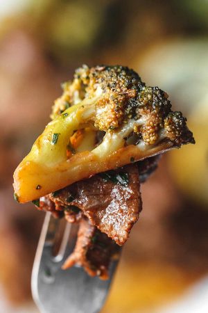 Lemon Garlic Steak and Broccoli Skillet