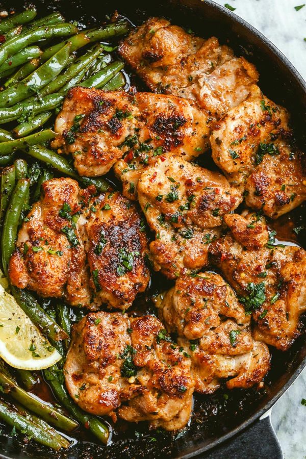 Lemon Garlic Butter Chicken and Green Beans Skillet - #recipe by #eatwell101 - https://003.wrwe1r1zs3czx3c.workers.dev/lemon-garlic-butter-thighs-and-green-beans-skillet