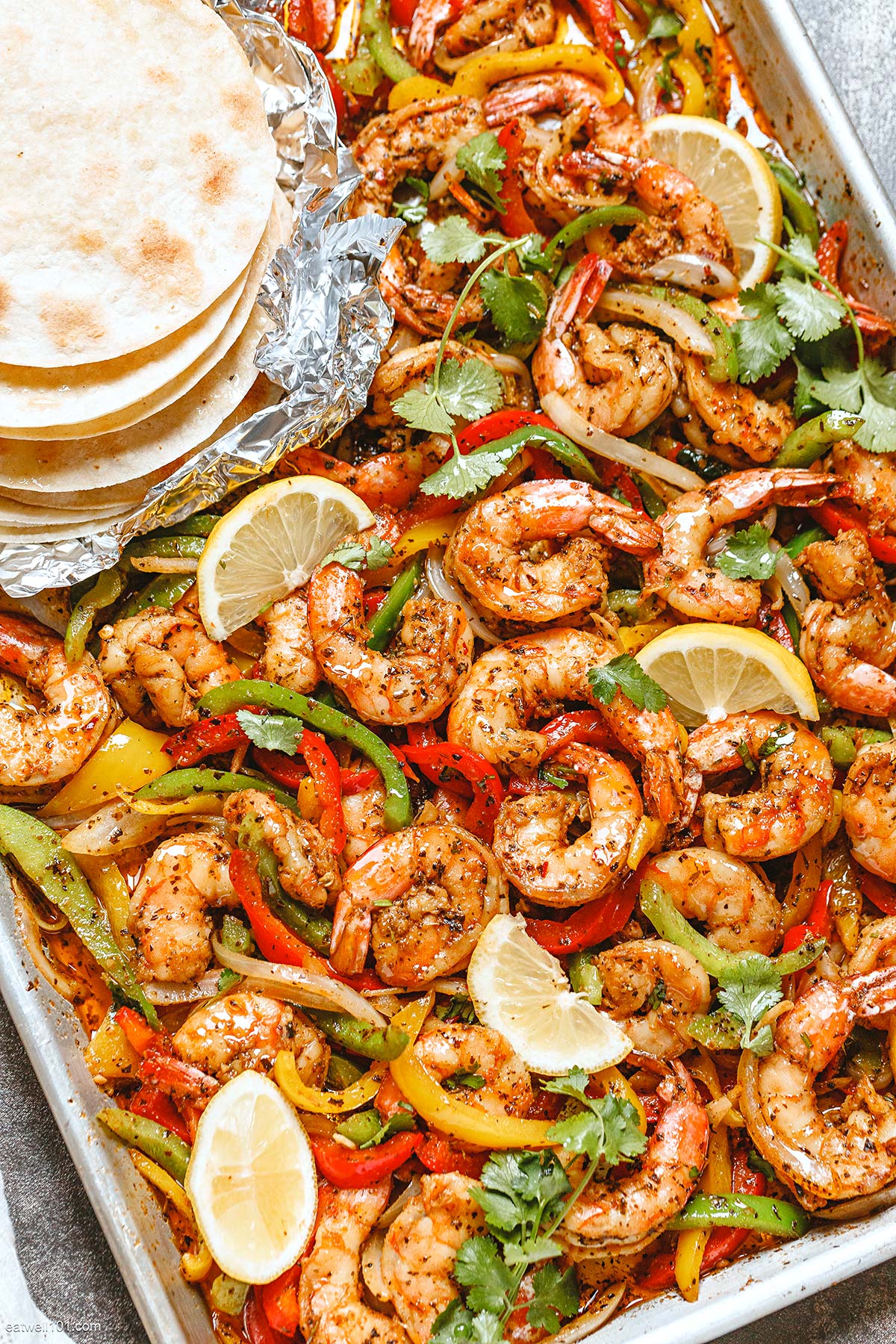 Sheet Pan Shrimp Fajitas recipe