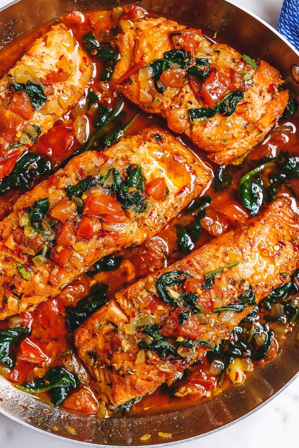 Tuscan Garlic Salmon with Spinach and Tomato - #recipe by #eatwell101 - https://003.wrwe1r1zs3czx3c.workers.dev/tuscan-garlic-butter-salmon-recipe