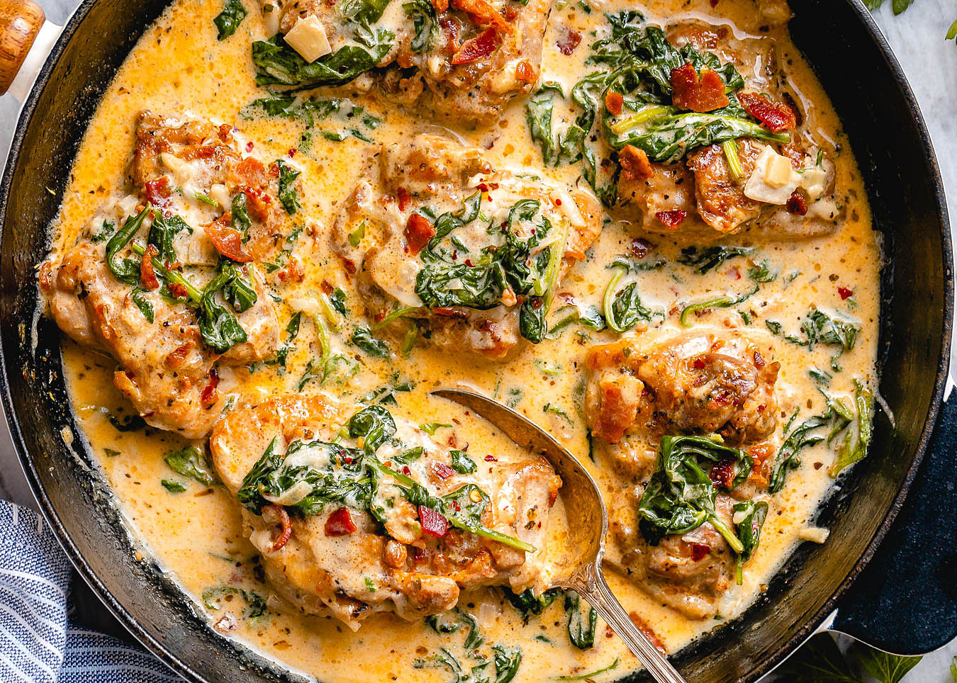 Creamy Garlic Chicken with Spinach and Bacon