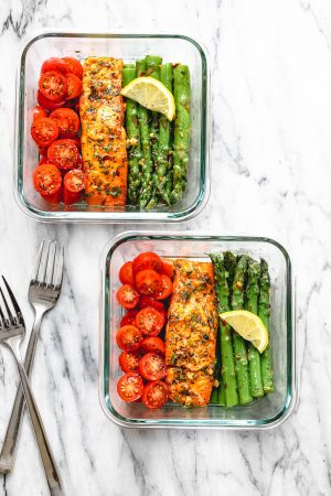 Meal-Prep Salmon and Asparagus in  (15-Minute )