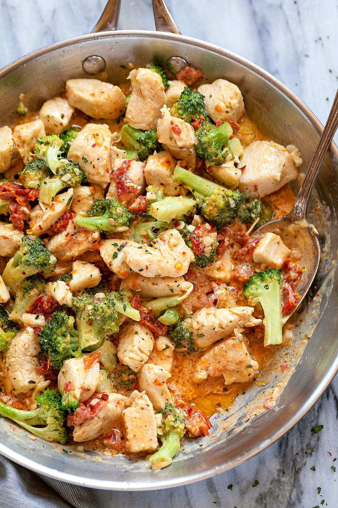 Broccoli Chicken in Cream Cheese Sundried Tomato Sauce recipe