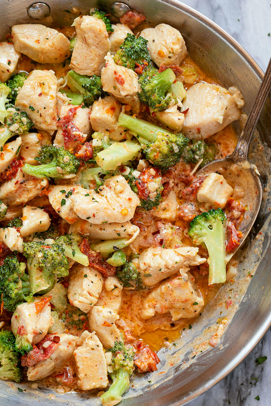 Broccoli Chicken in Cream Cheese Sundried Tomato Sauce