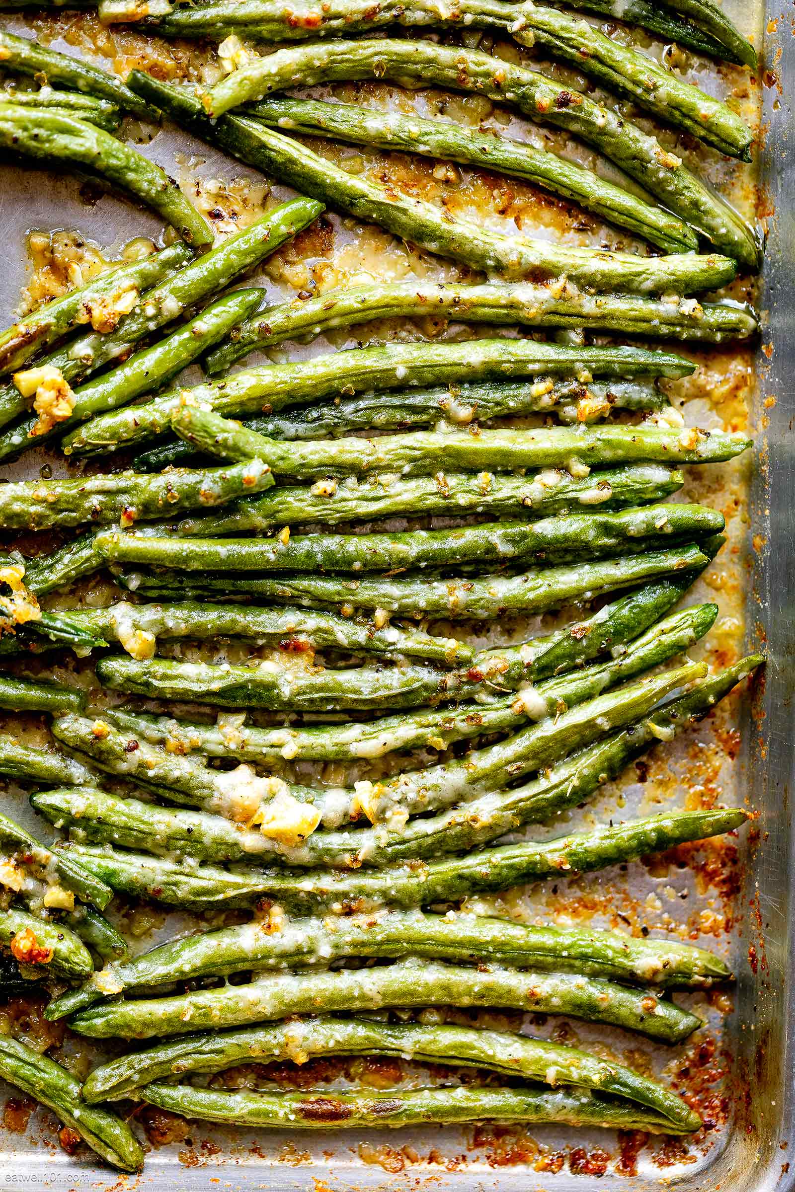 Roasted Garlic Parmesan Green Beans recipe