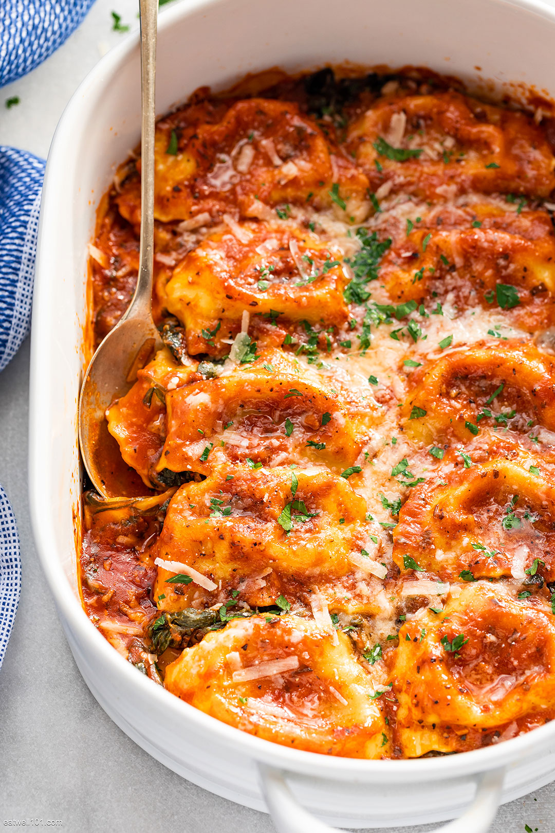 Easy Tomato Spinach Ravioli Bake