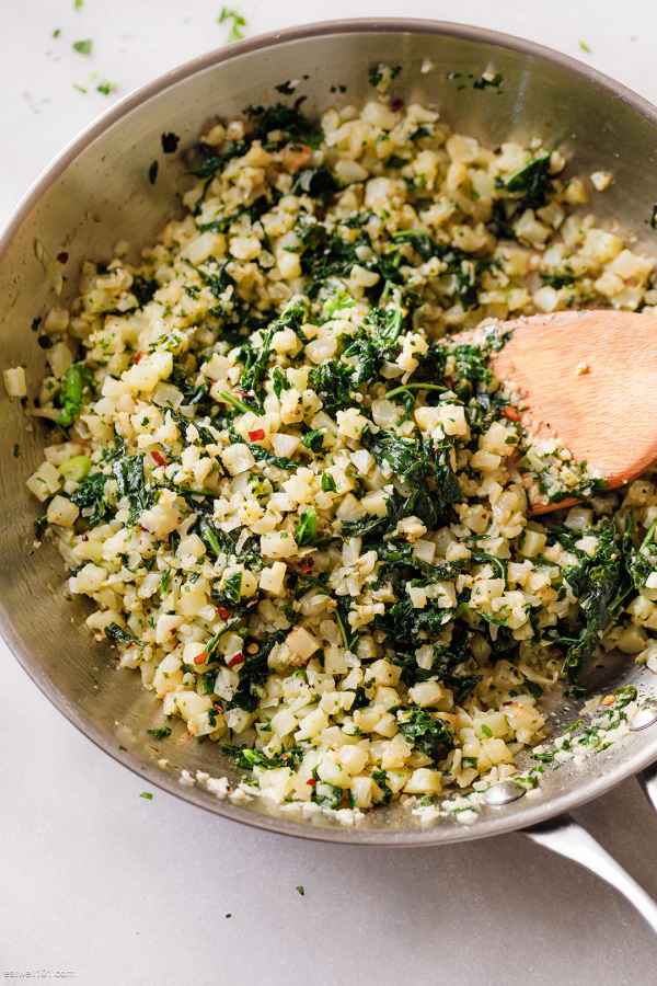 Garlic Butter Cauliflower Rice with Kale