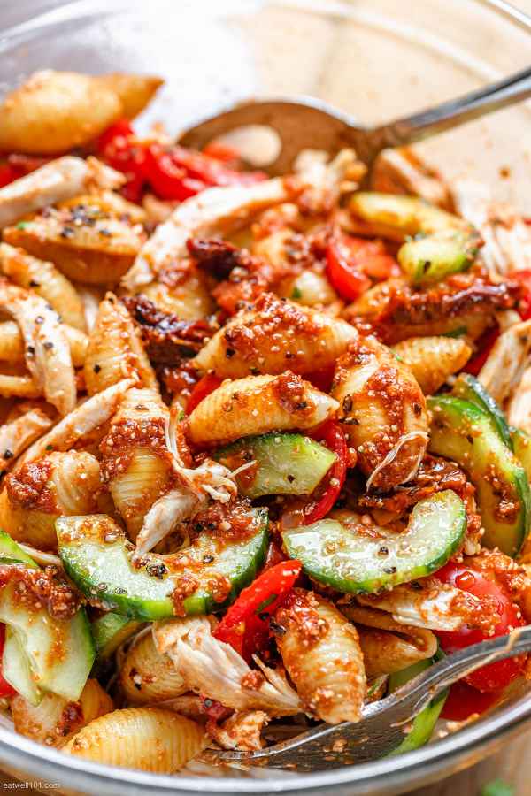 Healthy Chicken Pasta Salad with Cucumber and Parmesan Balsamic Dressing - #recipe by #eatwell101 - https://003.wrwe1r1zs3czx3c.workers.dev/chicken-pasta-salad-recipe