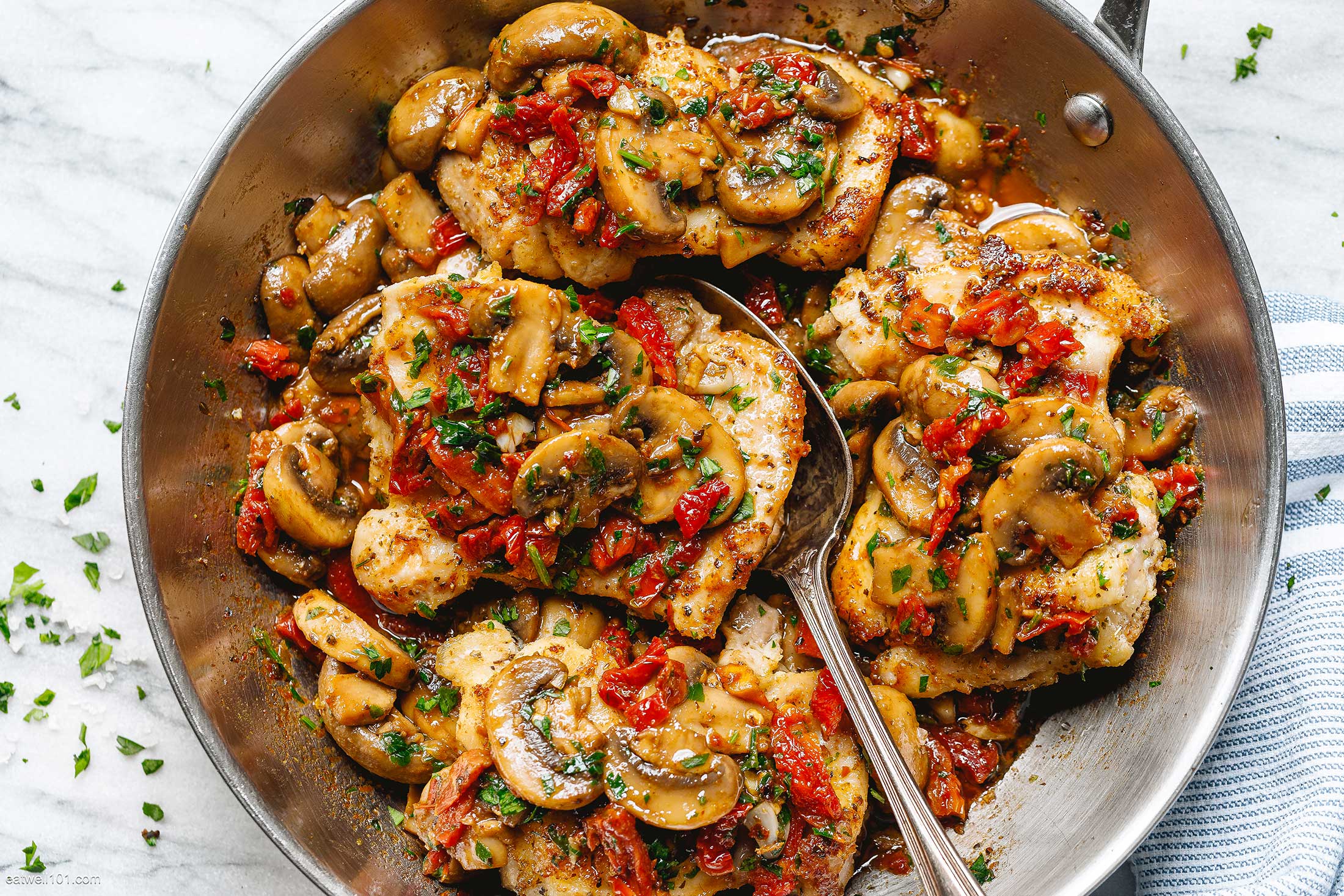 Garlic Mushroom Chicken Thighs recipe 12