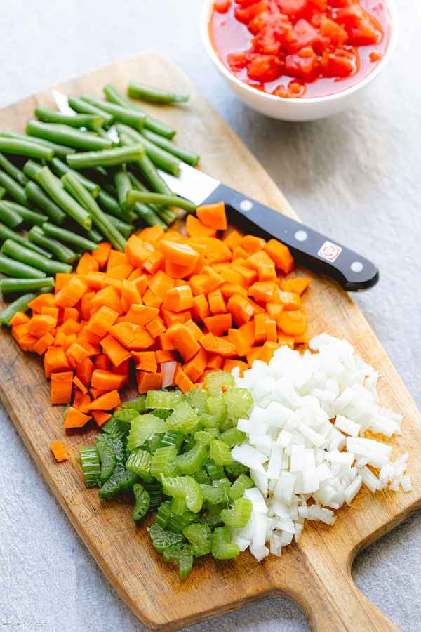 Chicken Tortellini Soup with Vegetables