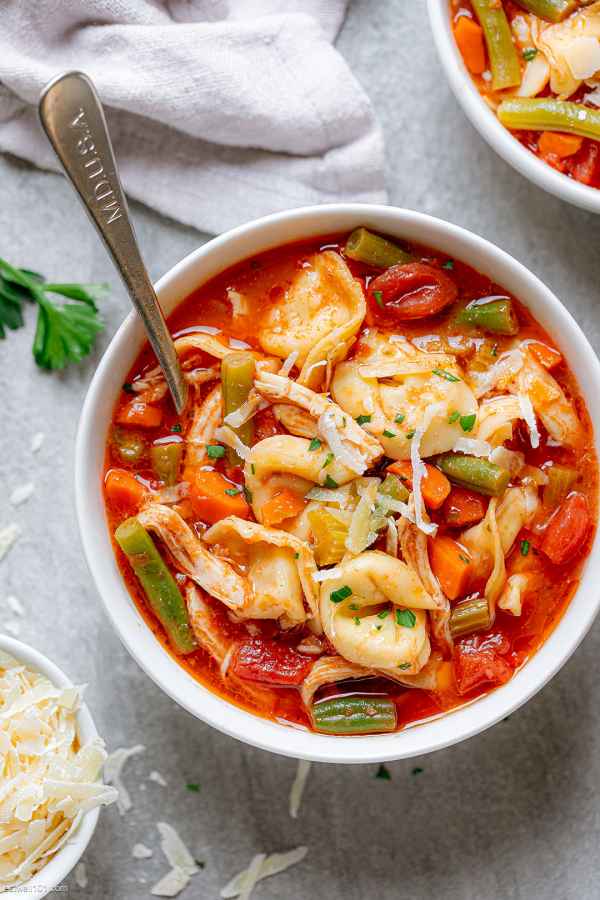 Chicken Tortellini Soup with Vegetables - #recipe by #eatwell101 - https://003.wrwe1r1zs3czx3c.workers.dev/tortellini-chicken-soup-recipe