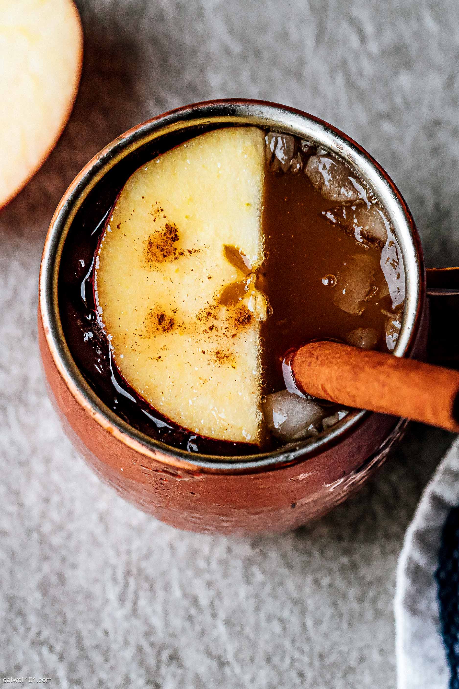 Apple Cinnamon Moscow Mule 2