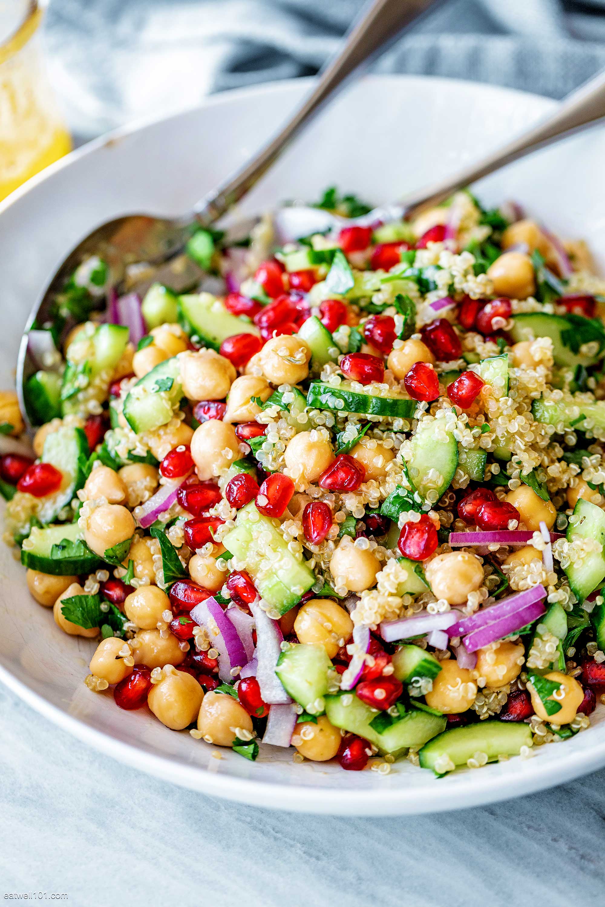 Healthy Chickpea Quinoa Salad 2