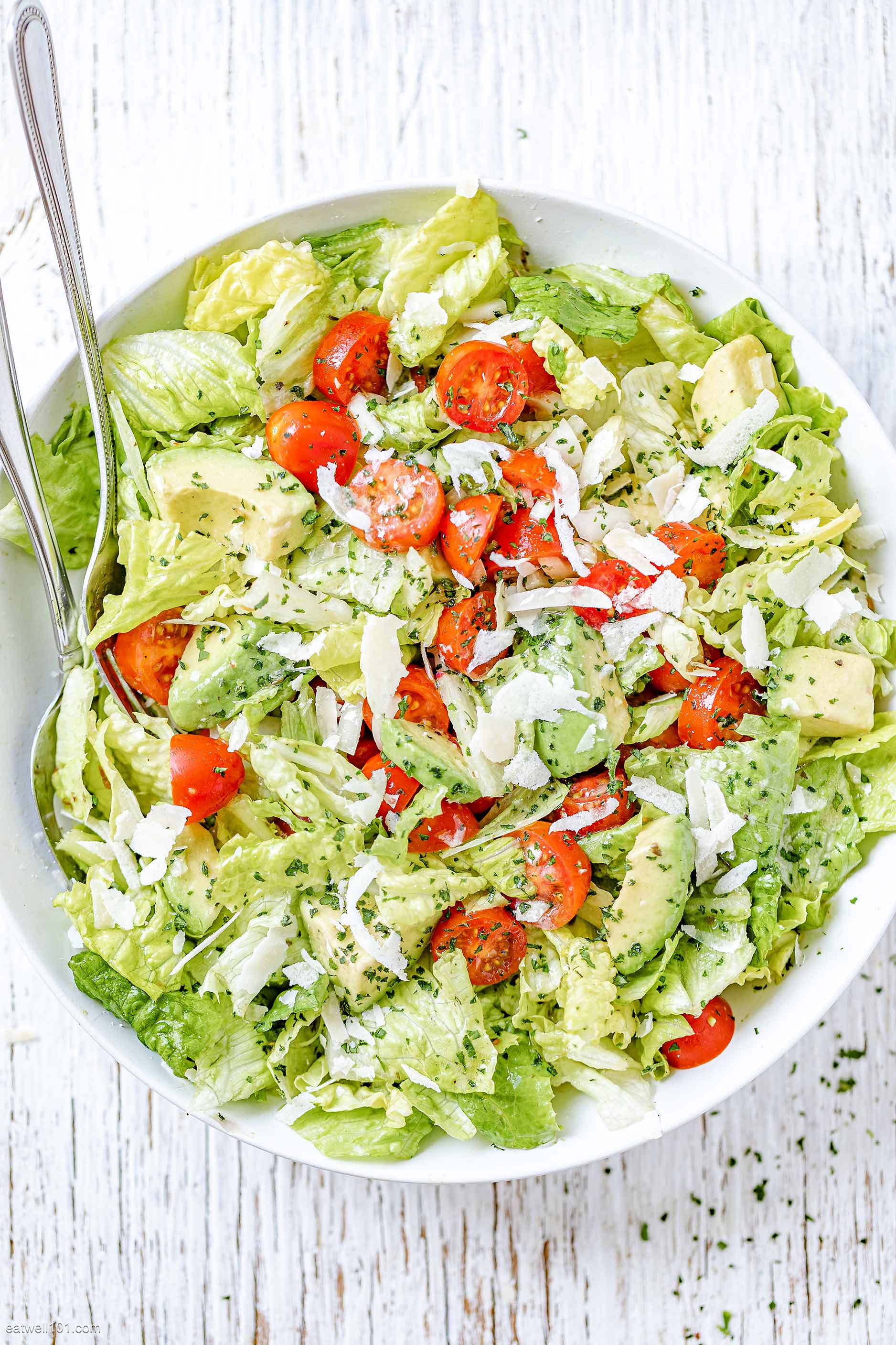 Healthy Tomato Avocado Salad recipe 1