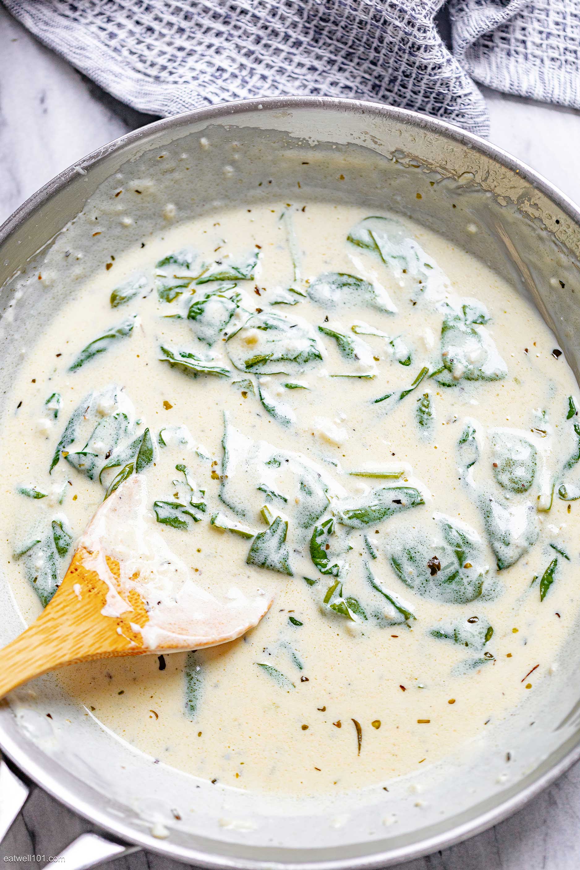 Creamy Garlic Parmesan Orzo with Spinach 1