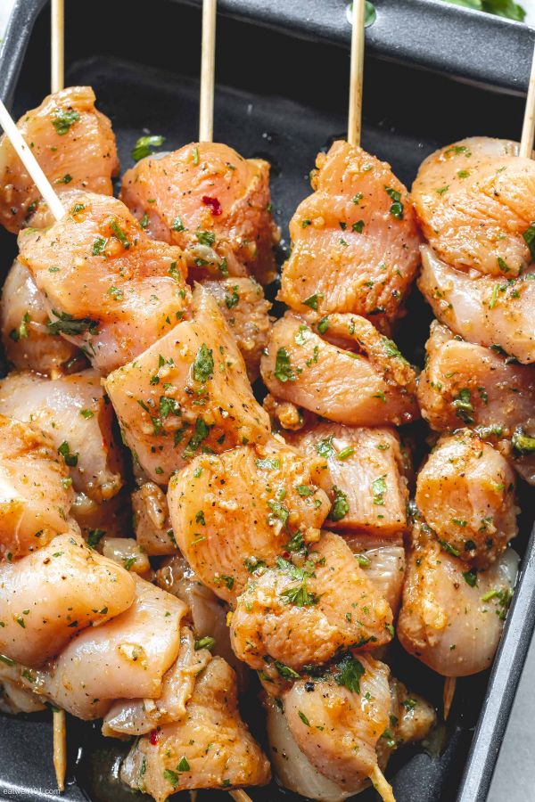 Grilled Chicken Breasts with  Lemon Garlic