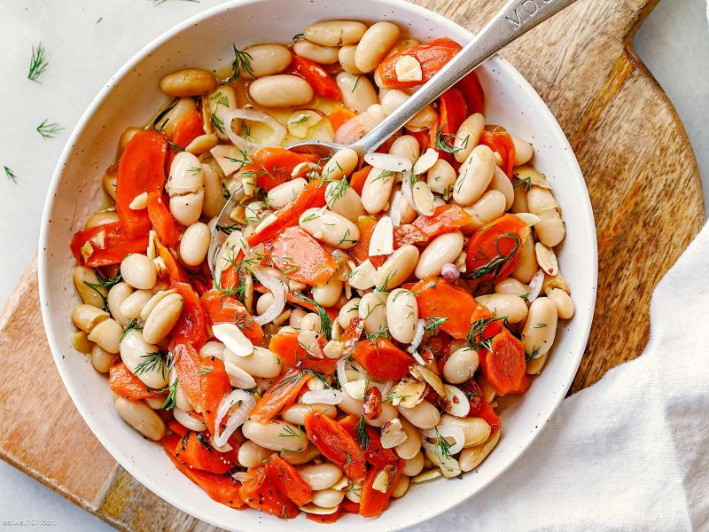 White Bean and Carrot Salad