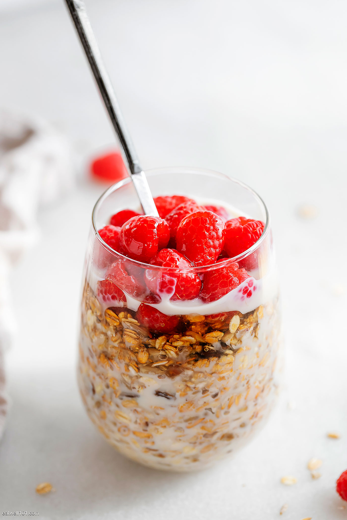 Honey Raspberry Overnight Oats 1