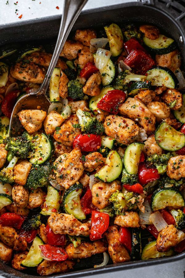 Air Fryer Chicken and Vegetables (Healthy Dinner in 15 minutes!) - #recipe by #eatwell101 - https://003.wrwe1r1zs3czx3c.workers.dev/air-fryer-chicken-recipe