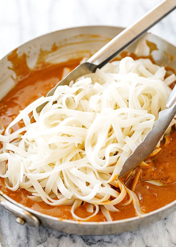 Spicy Peanut Butter Noodles {15 Minute}