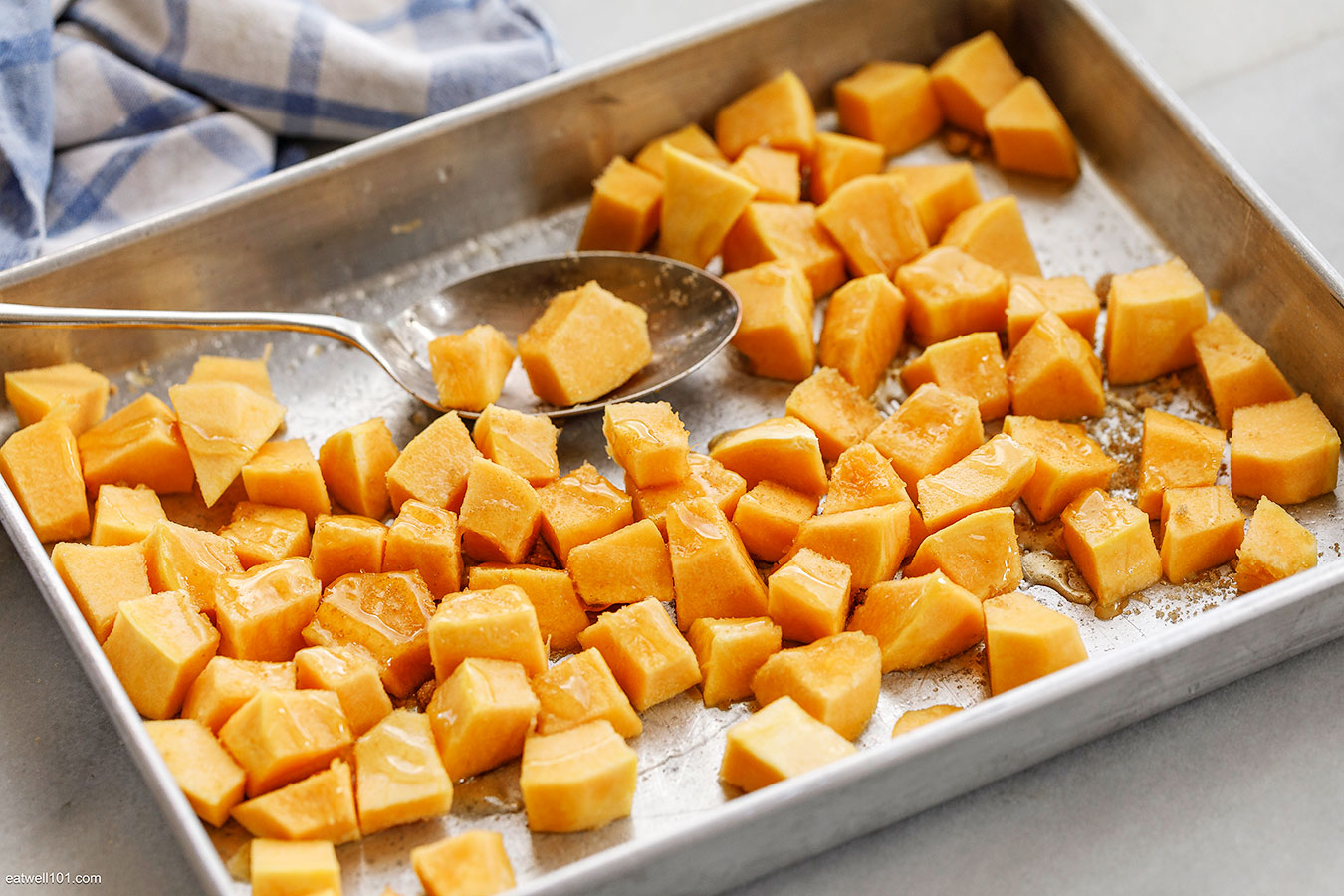 Roasted acorn squash side dish