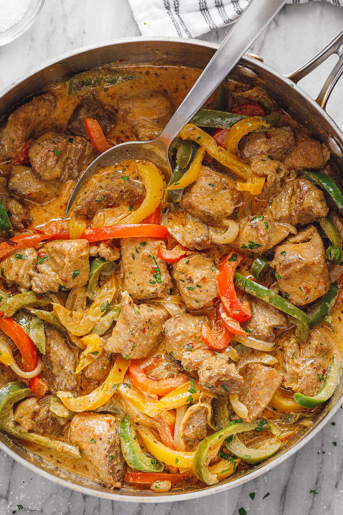 Pork Bites with Creamy Bell Pepper Sauce recipe