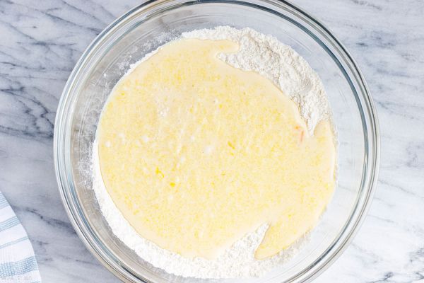 Fluffy Vanilla Pancakes