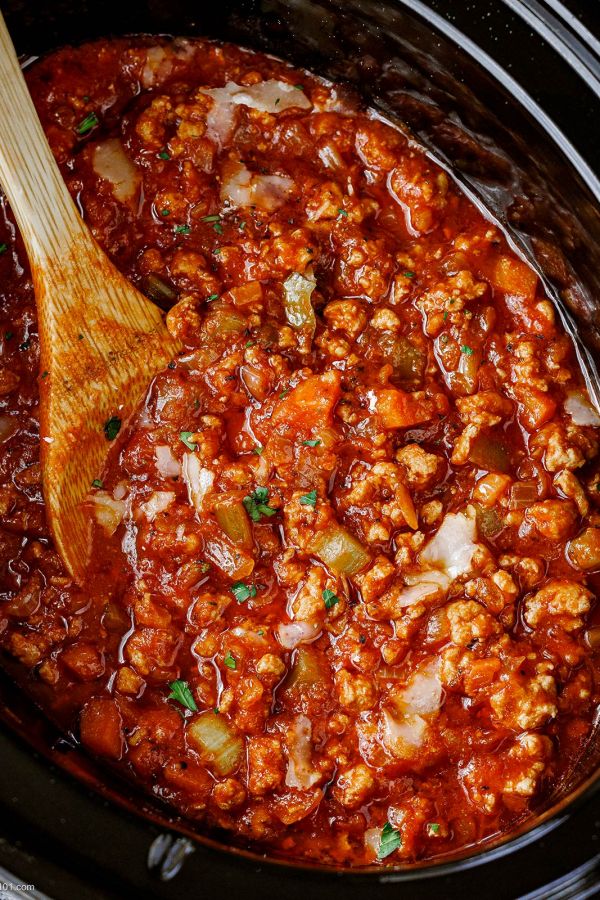 Slow Cooker Ground Turkey Ragu - #recipe by #eatwell101 - https://003.wrwe1r1zs3czx3c.workers.dev/slow-cooker-ground-turkey-ragu-recipe