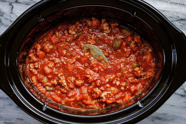 Slow Cooker Ground Turkey Ragu
