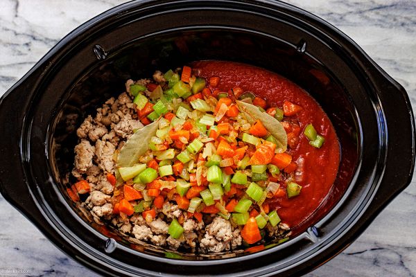 Slow Cooker Ground Turkey Ragu