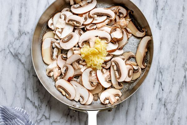 Creamy Mushroom Pasta