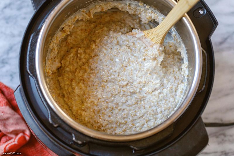 How to Make Steel-Cut Oats in The Instant Pot