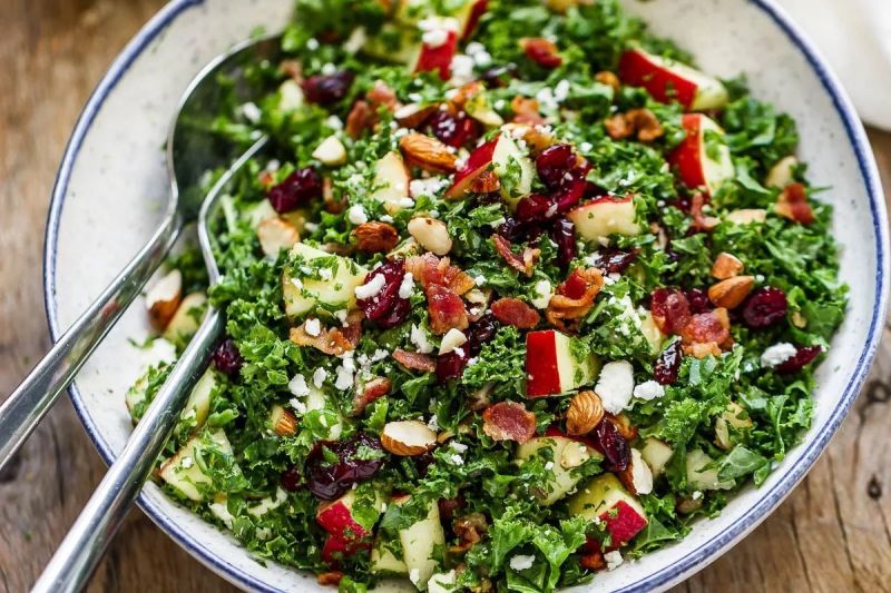 10 Best Kale Salads (Healthy & delicious)