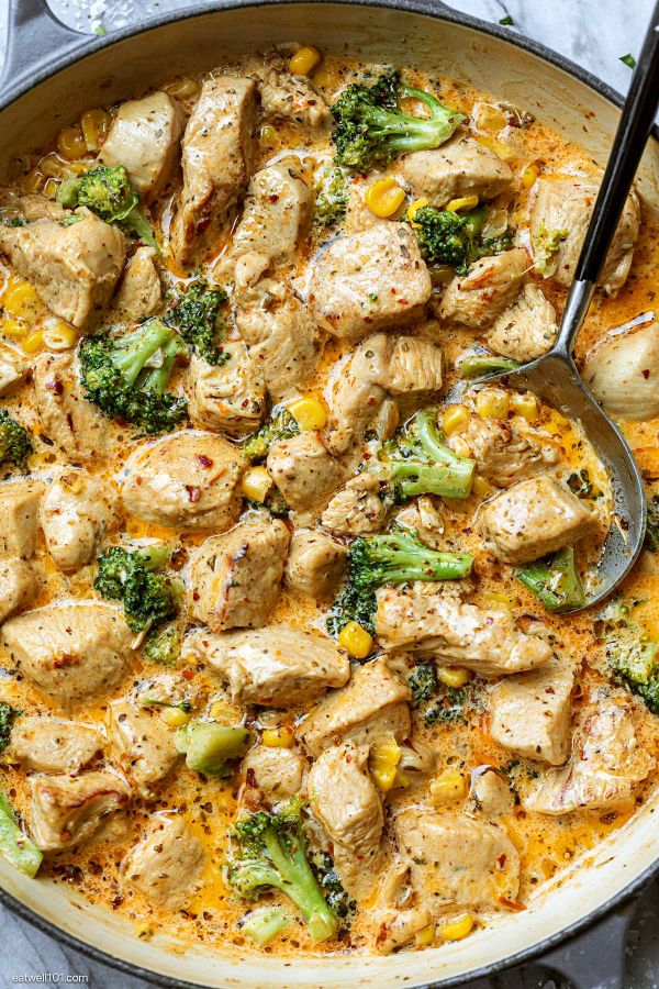 Creamy Chicken with Sweetcorn and Broccoli - #recipe by #eatwell101 - https://003.wrwe1r1zs3czx3c.workers.dev/creamy-chicken-recipe
