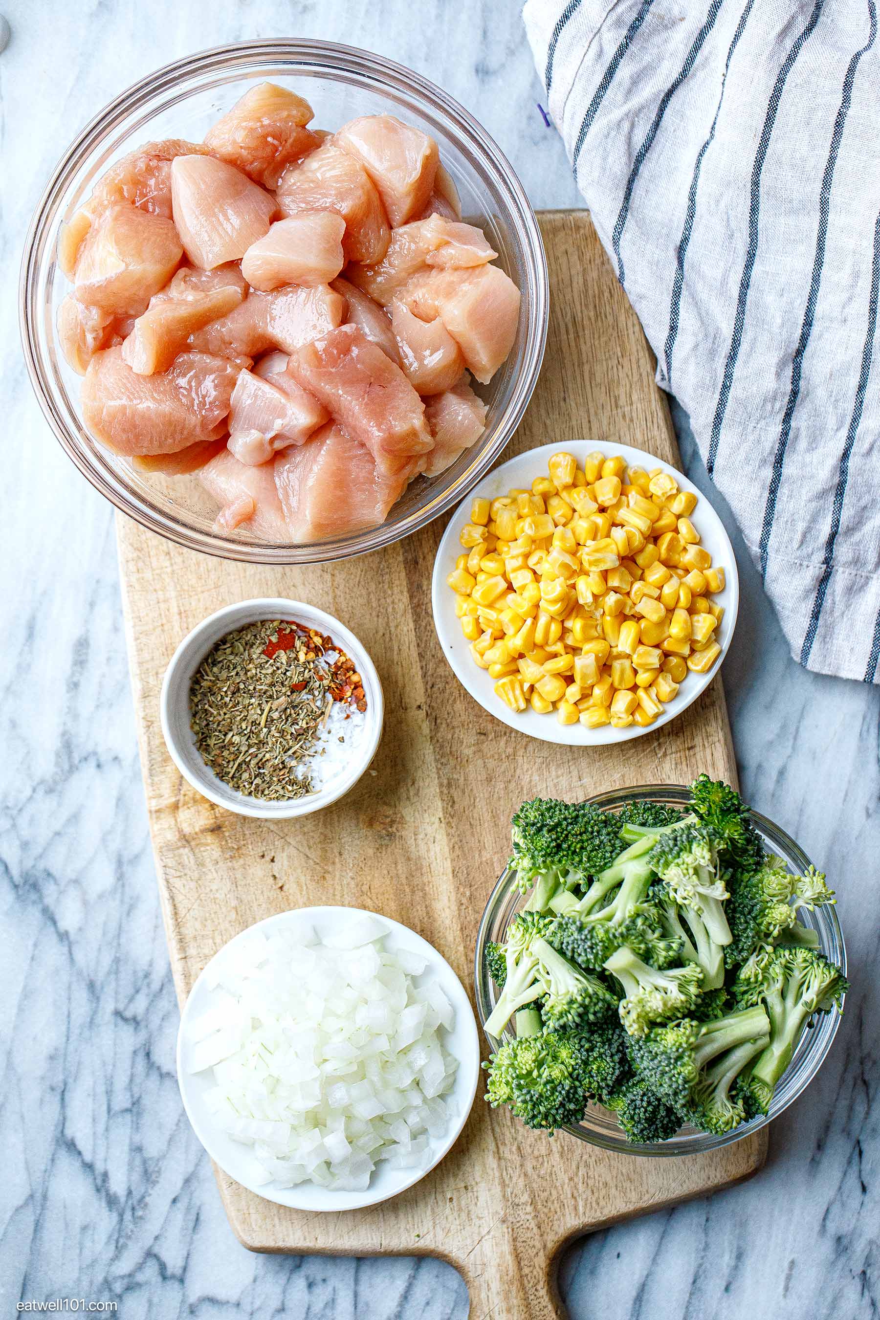 ingredients for the Chicken Stir-fry with Broccoli and Sweetcorn