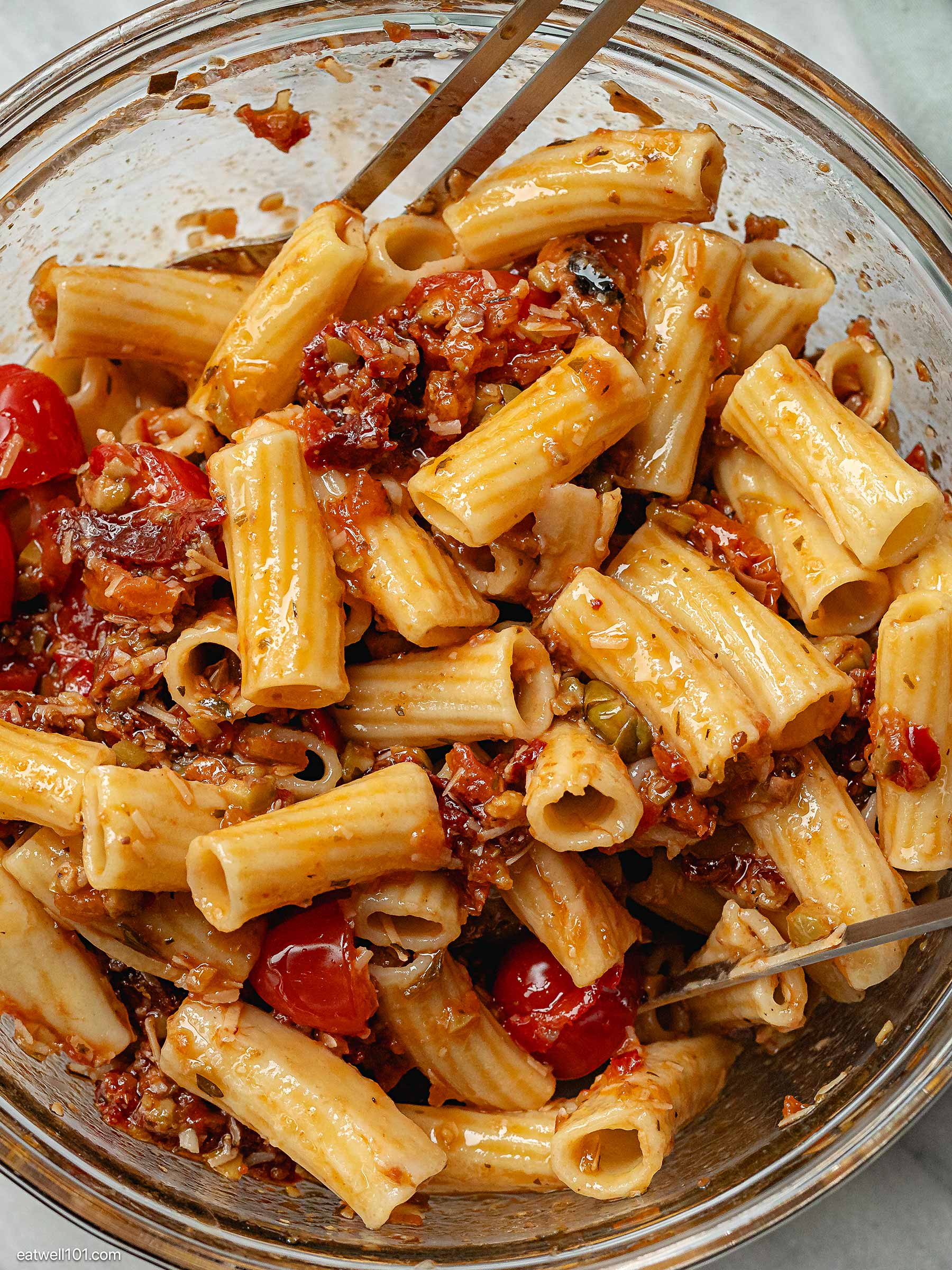 mediterranean style pasta salad