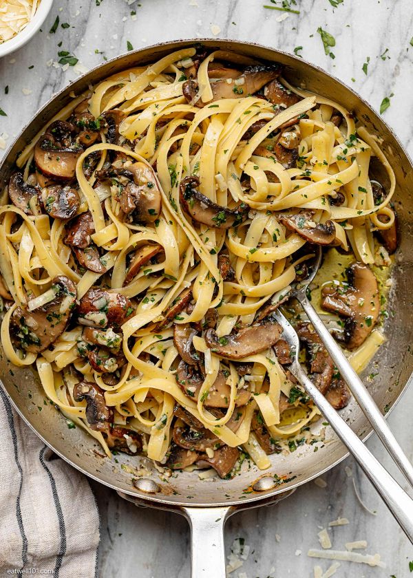 Garlic Mushroom Pasta